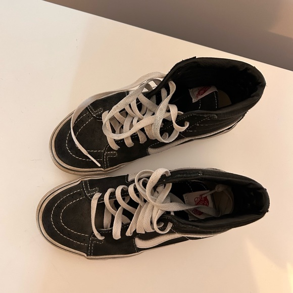 Vans Sk8-Hi Shoes - Picture 2 of 3